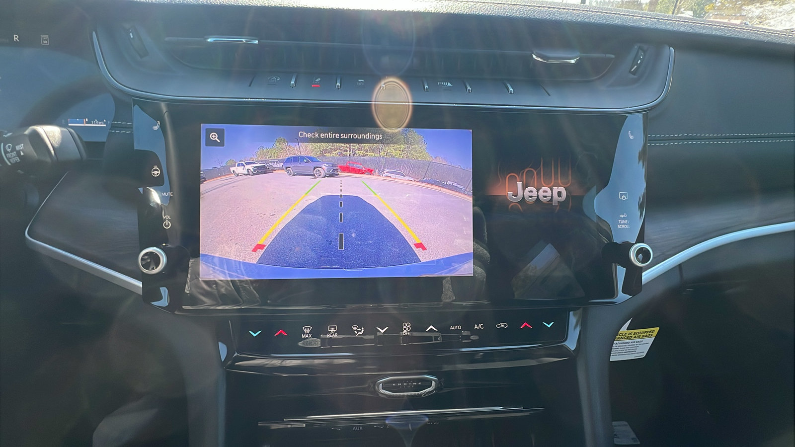 New 2026 Jeep Grand Cherokee Altitude AWD/4WD image 28