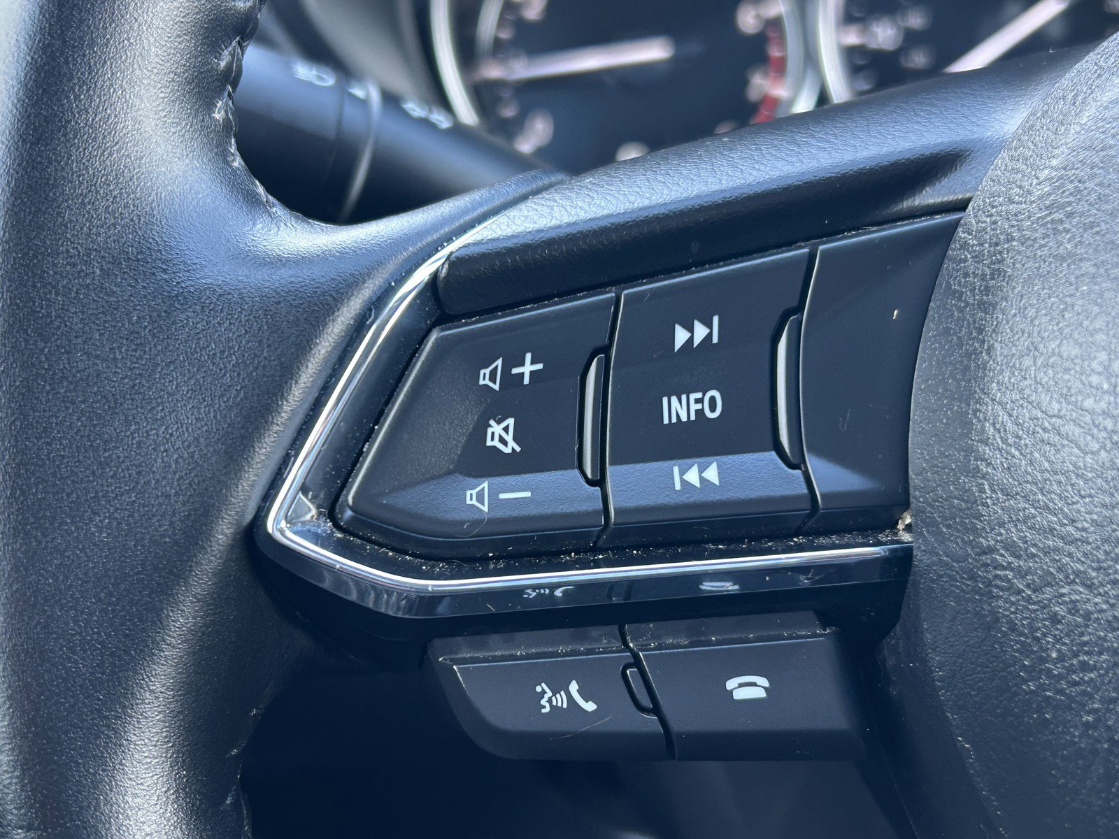 Used 2025 MAZDA CX-5 AWD 2.5 S w/ Preferred Package image 21