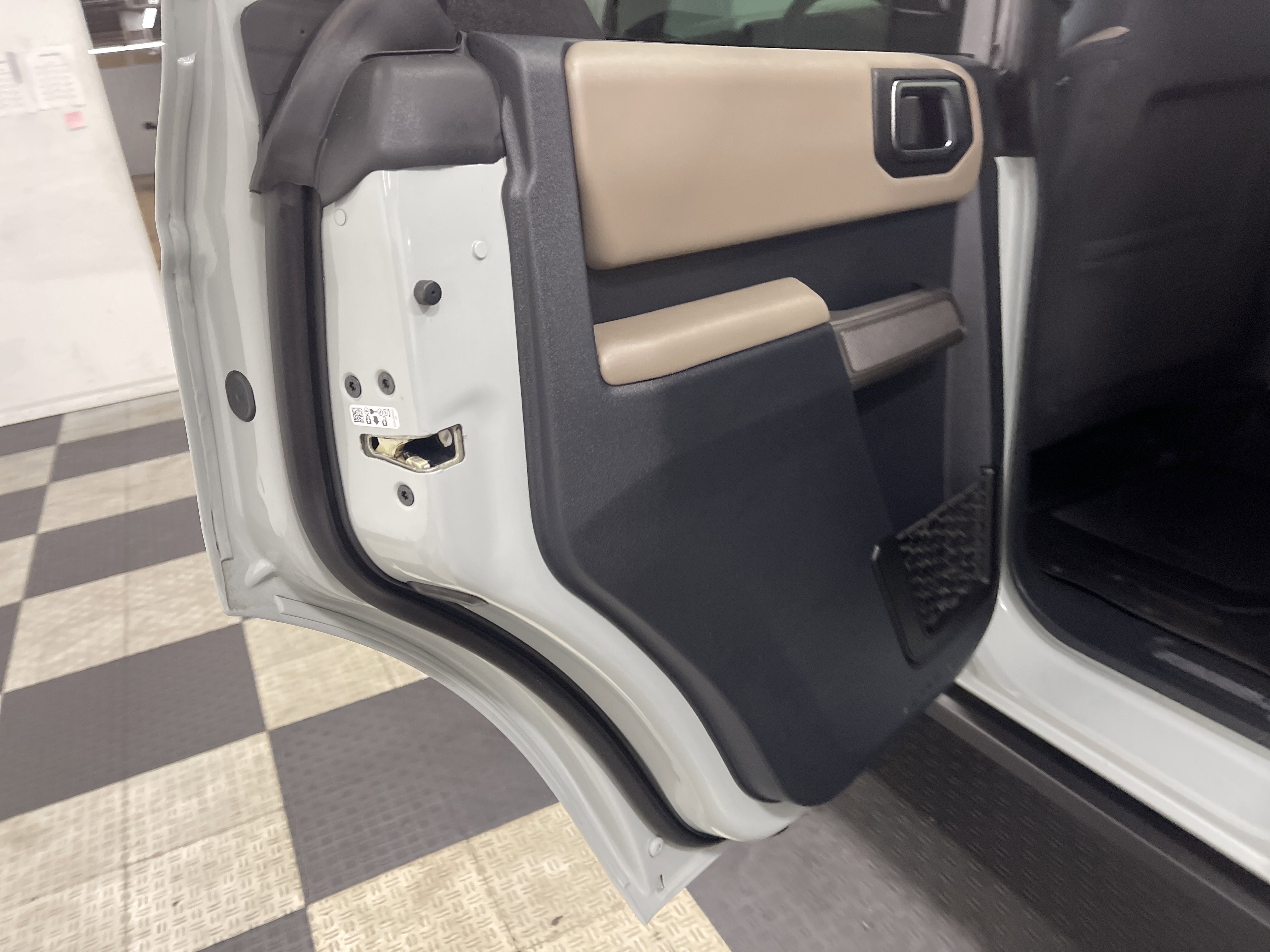 Used 2022 Ford Bronco Wildtrak image 15