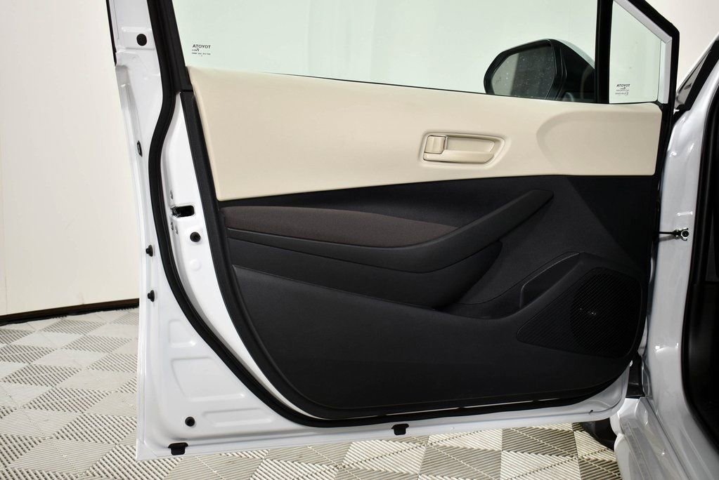 New 2026 Toyota Corolla LE image 17