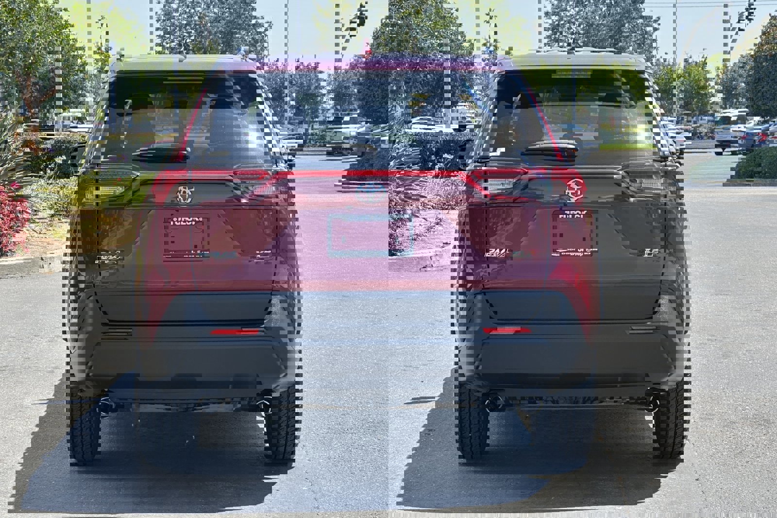 Used 2023 Toyota RAV4 XLE image 5