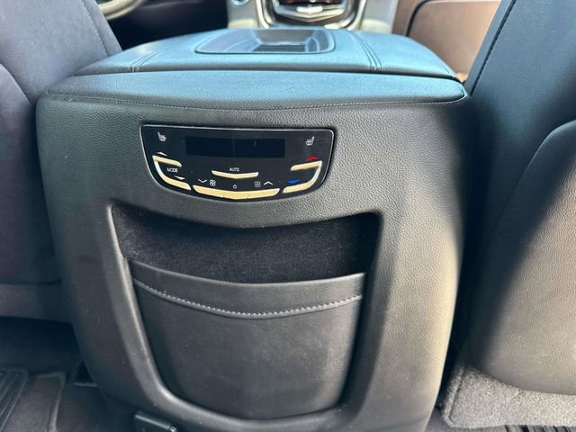 Used 2020 Cadillac Escalade Luxury RWD image 23