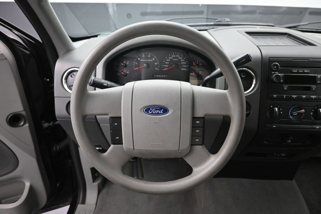Used 2004 Ford F150 XLT RWD image 16