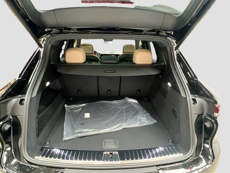 New 2026 Porsche Cayenne AWD/4WD image 28