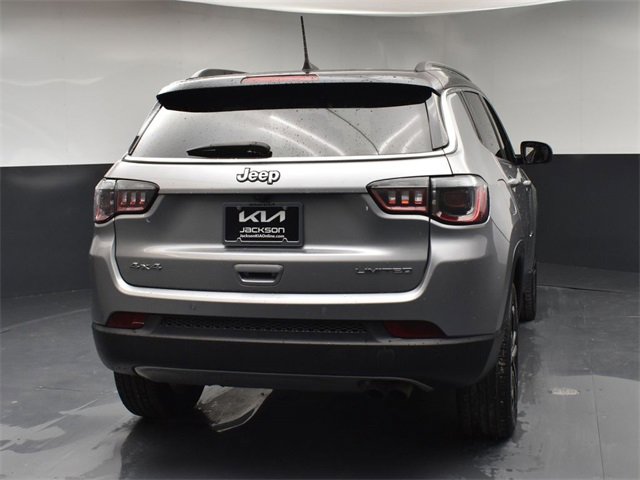 Used 2022 Jeep Compass Limited image 7