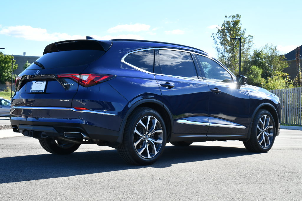 Certified 2023 Acura MDX w/ Technology Package AWD/4WD image 11