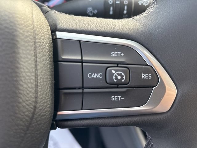 New 2026 Jeep Compass Latitude AWD/4WD image 24