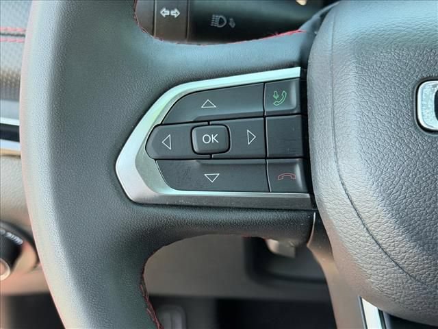 Used 2024 Jeep Compass Trailhawk AWD/4WD image 17