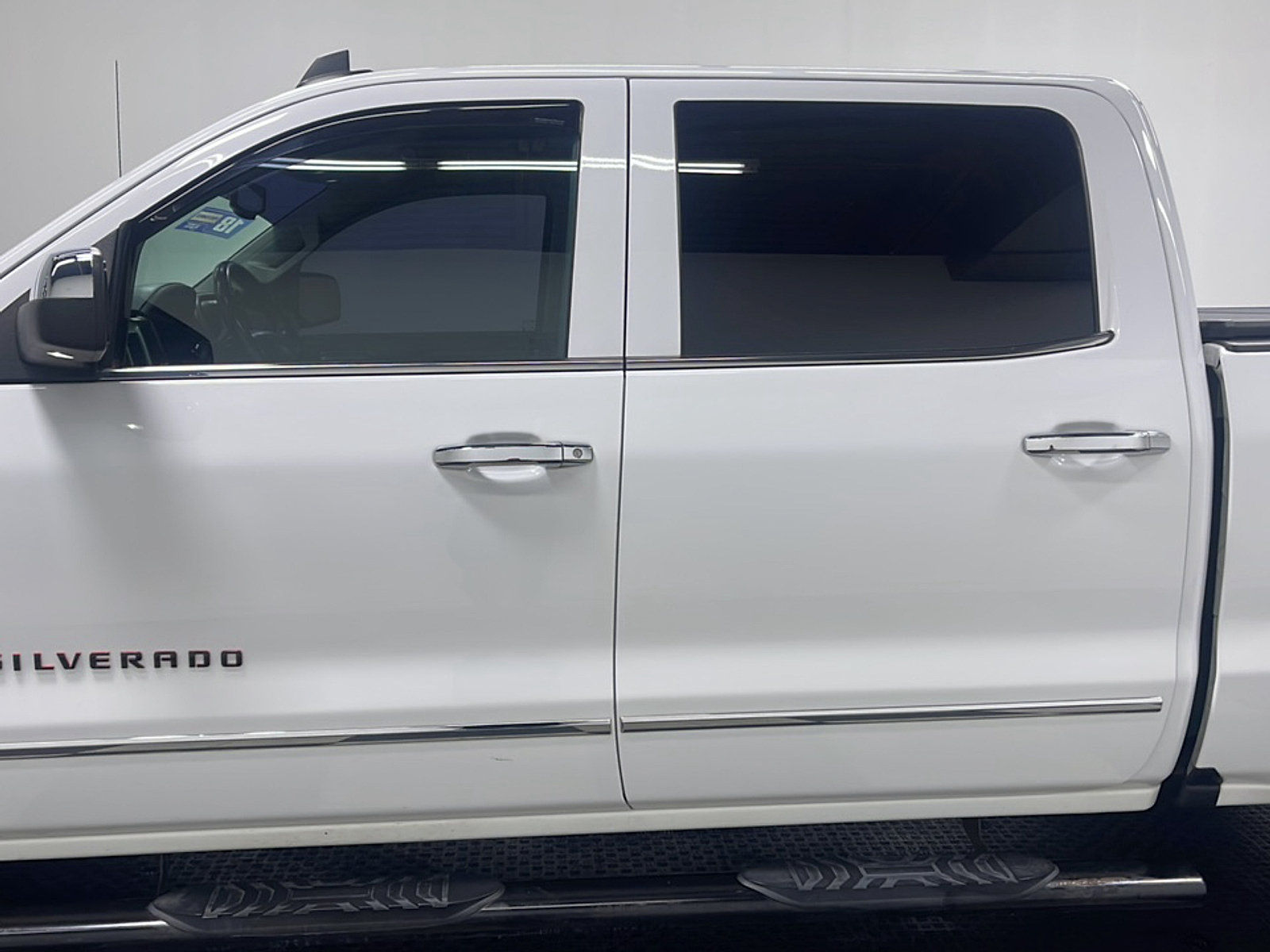 Used 2018 Chevrolet Silverado 1500 LTZ AWD/4WD image 13
