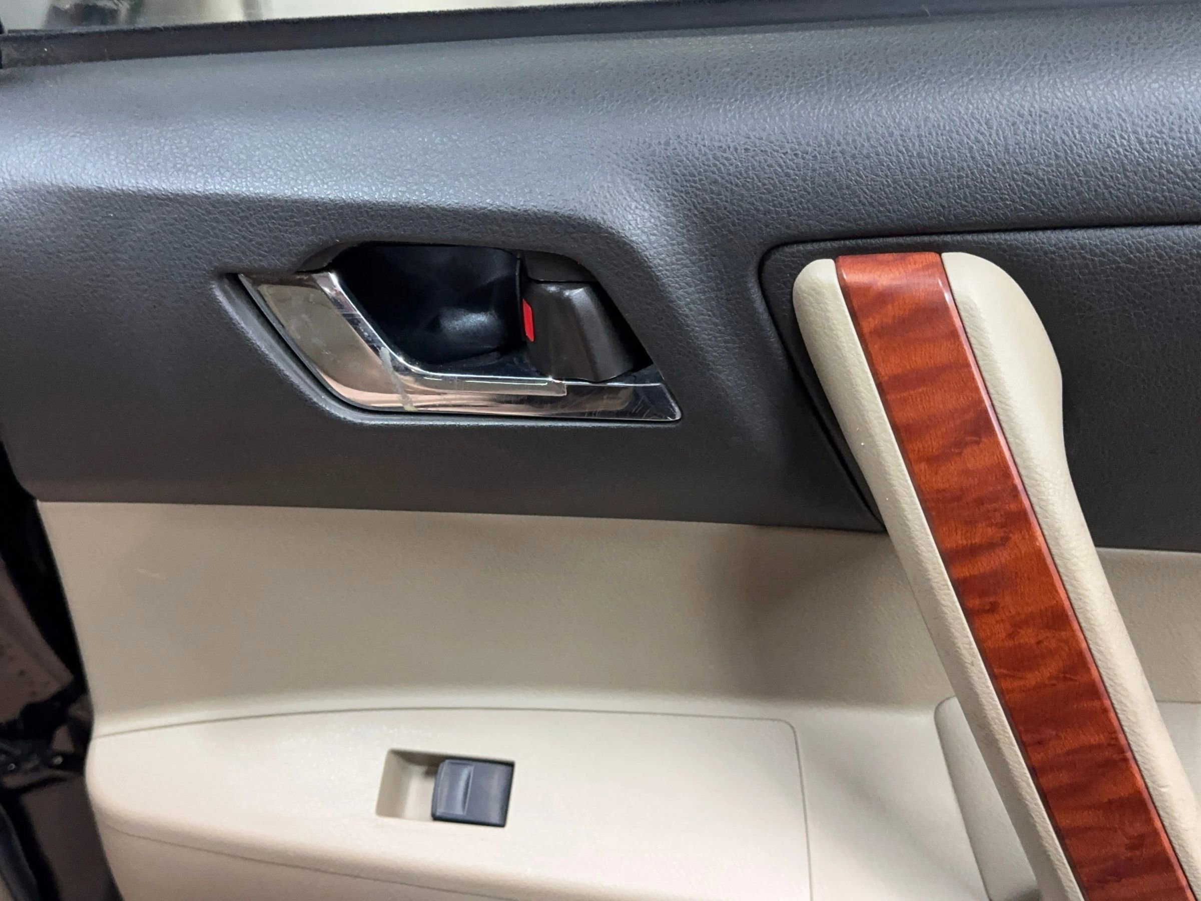 Used 2008 Toyota Highlander Limited image 31