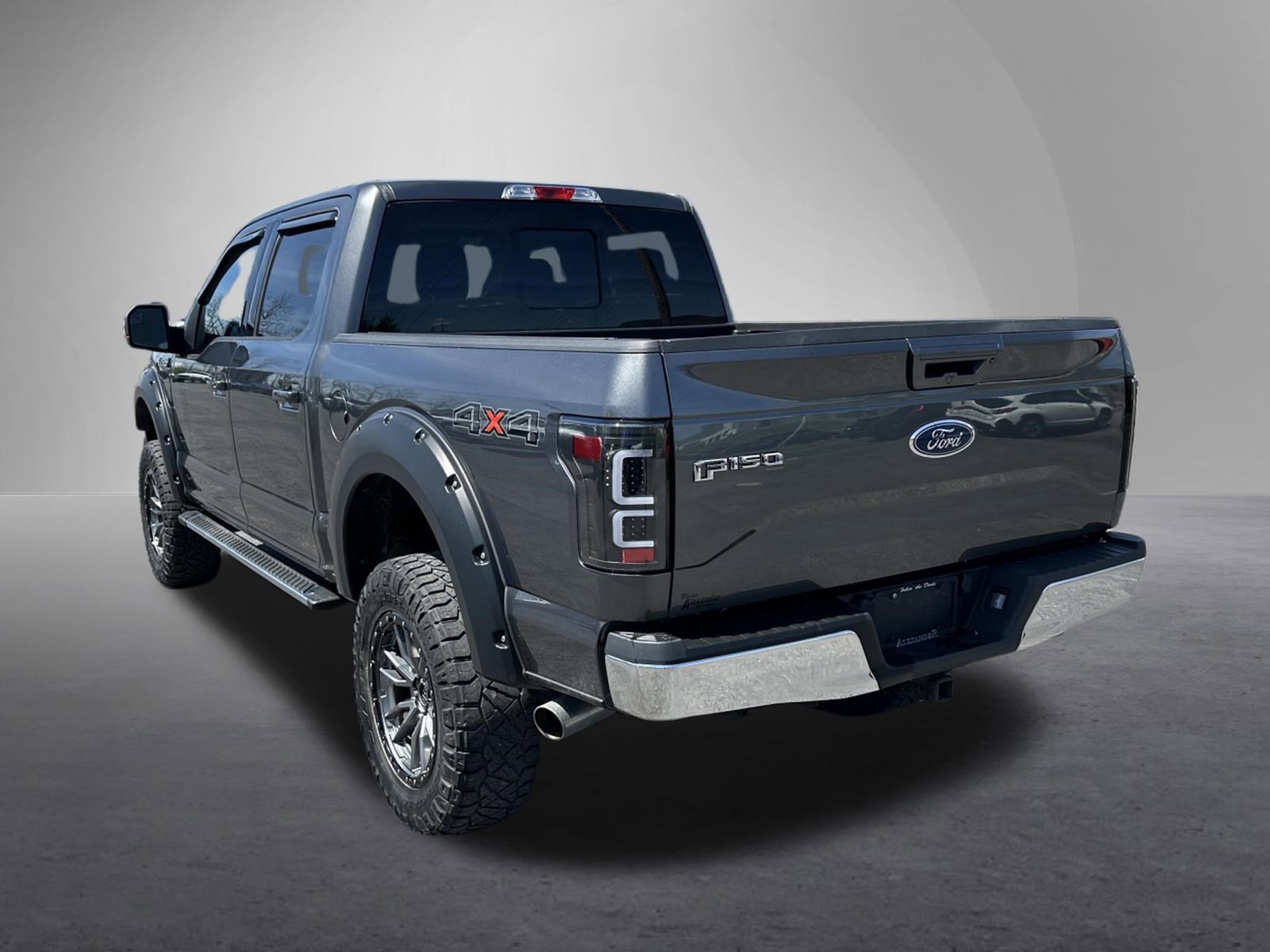Used 2017 Ford F150 Lariat AWD/4WD image 6