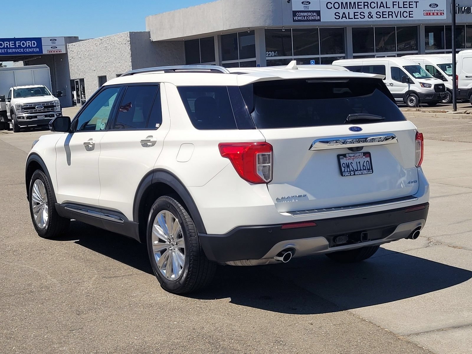 Certified 2023 Ford Explorer Limited w/ Limited Technology Package AWD/4WD image 6