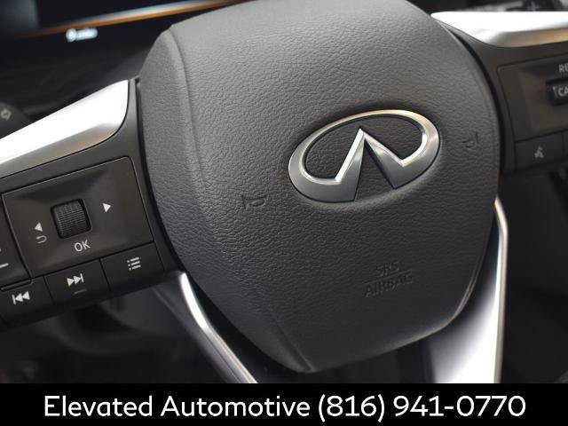 Certified 2025 INFINITI QX60 Luxe w/ Black Edition AWD/4WD image 13