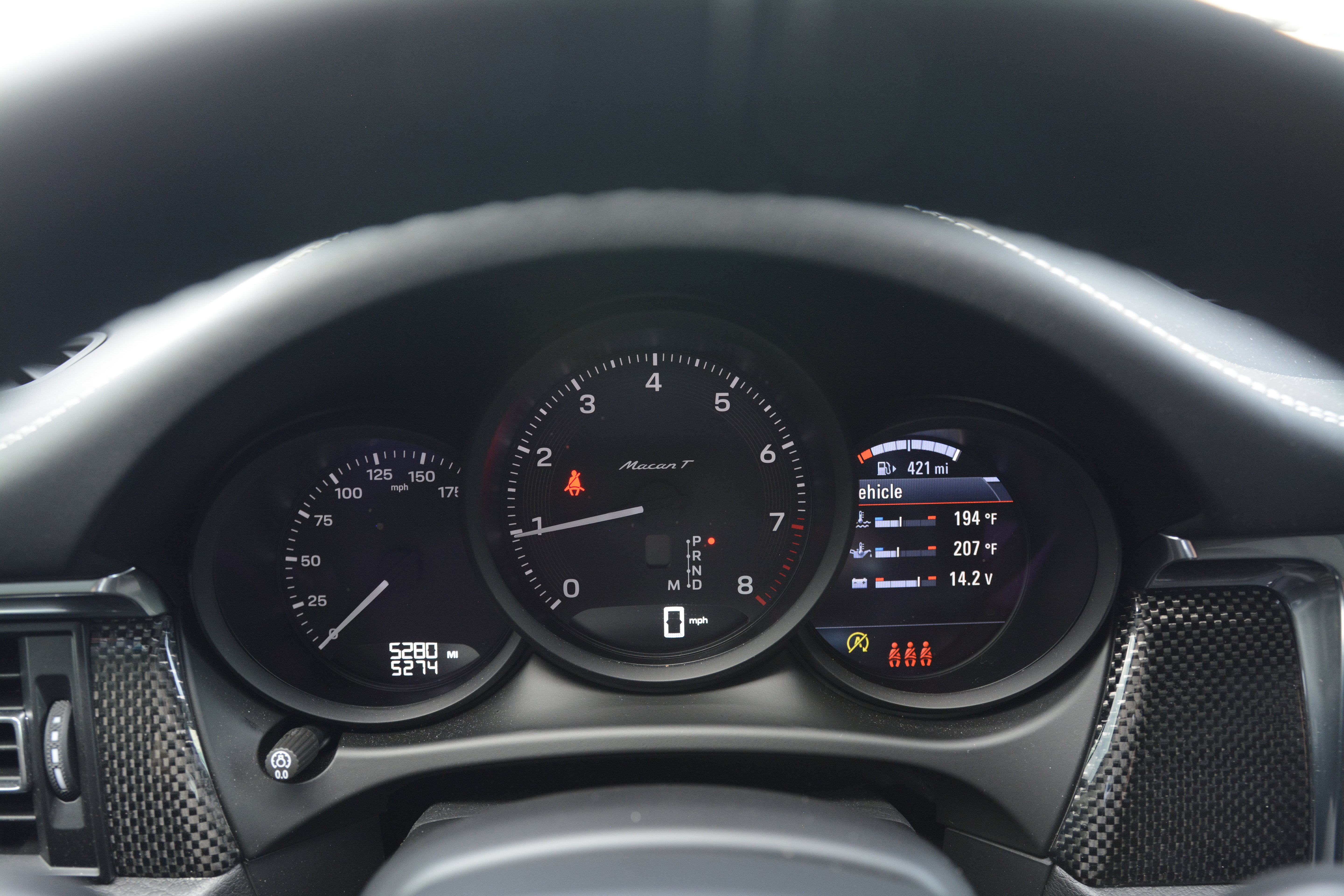 Certified 2026 Porsche Macan Turbo AWD/4WD image 18