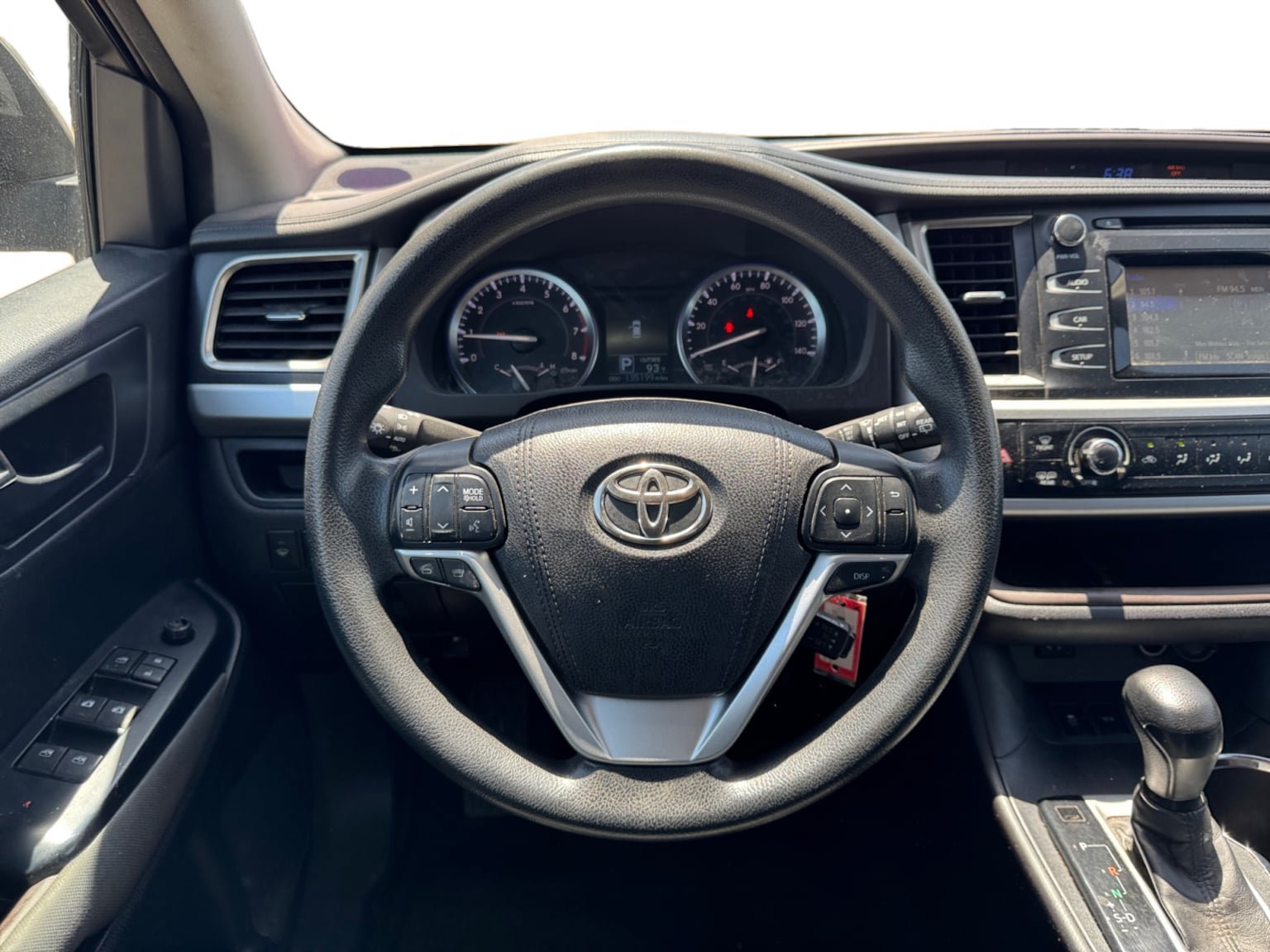 Used 2016 Toyota Highlander LE AWD/4WD image 13