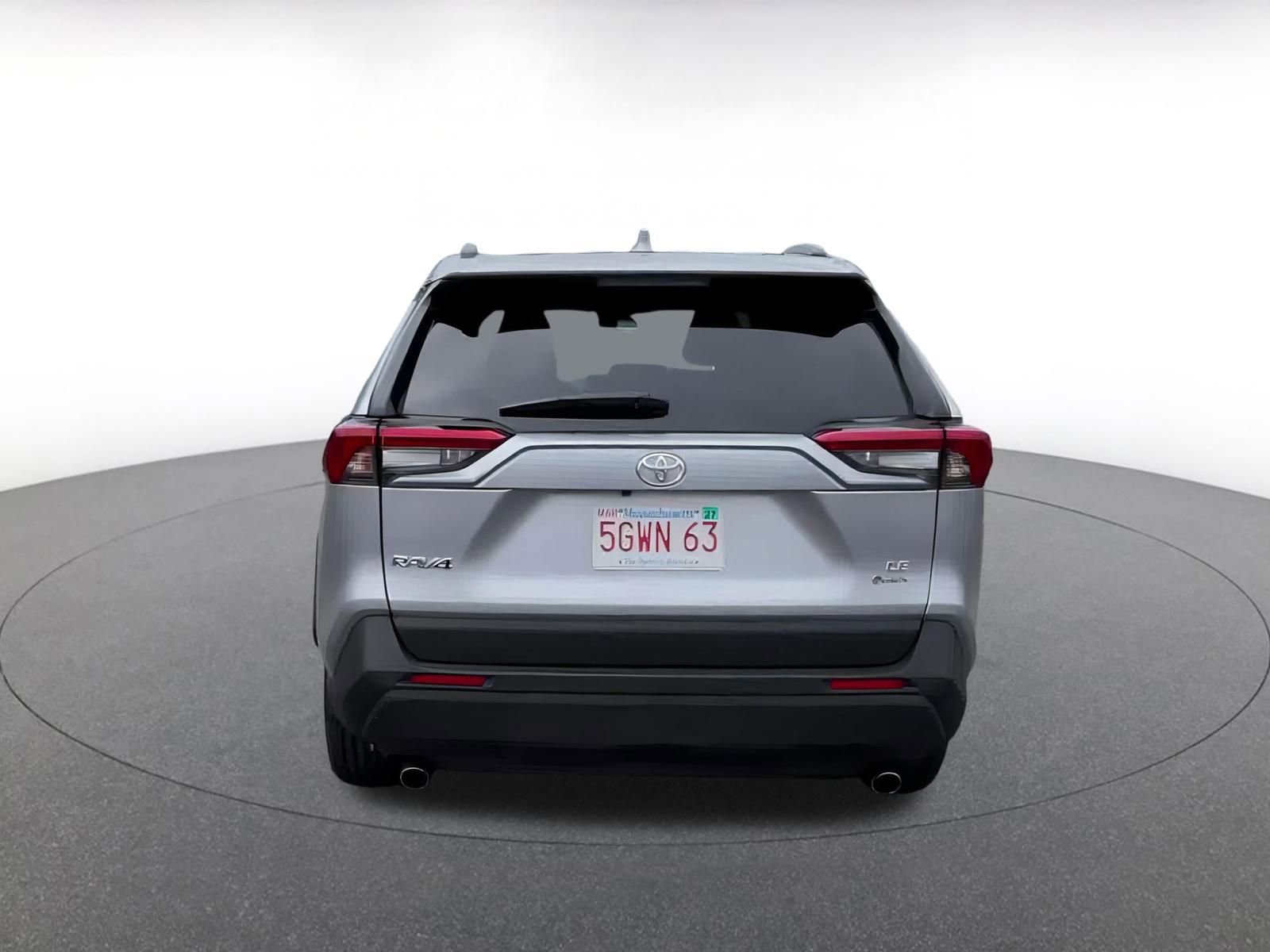 Used 2025 Toyota RAV4 LE image 12