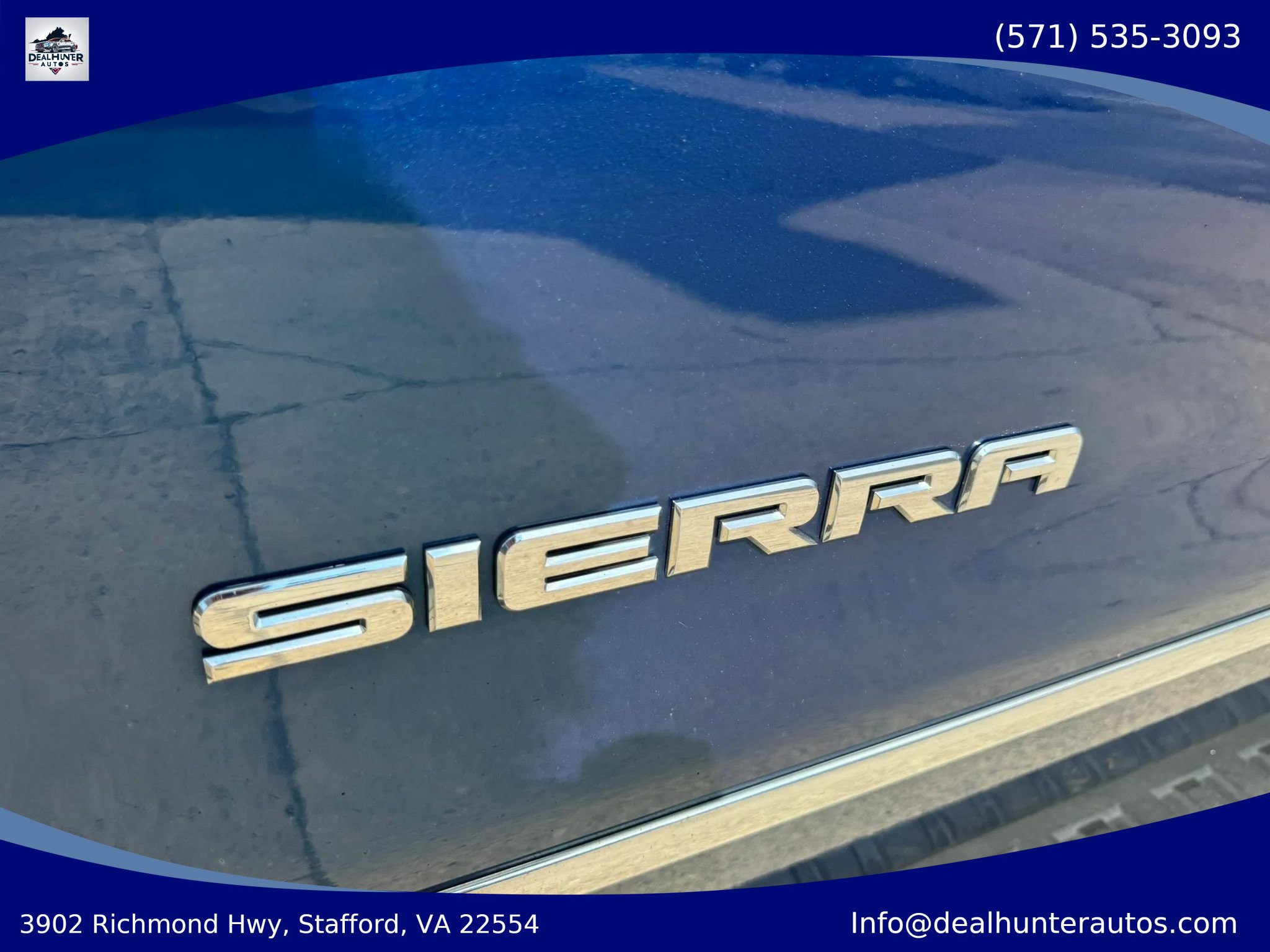 Used 2017 GMC Sierra 1500 SLT w/ SLT Preferred Package AWD/4WD image 15