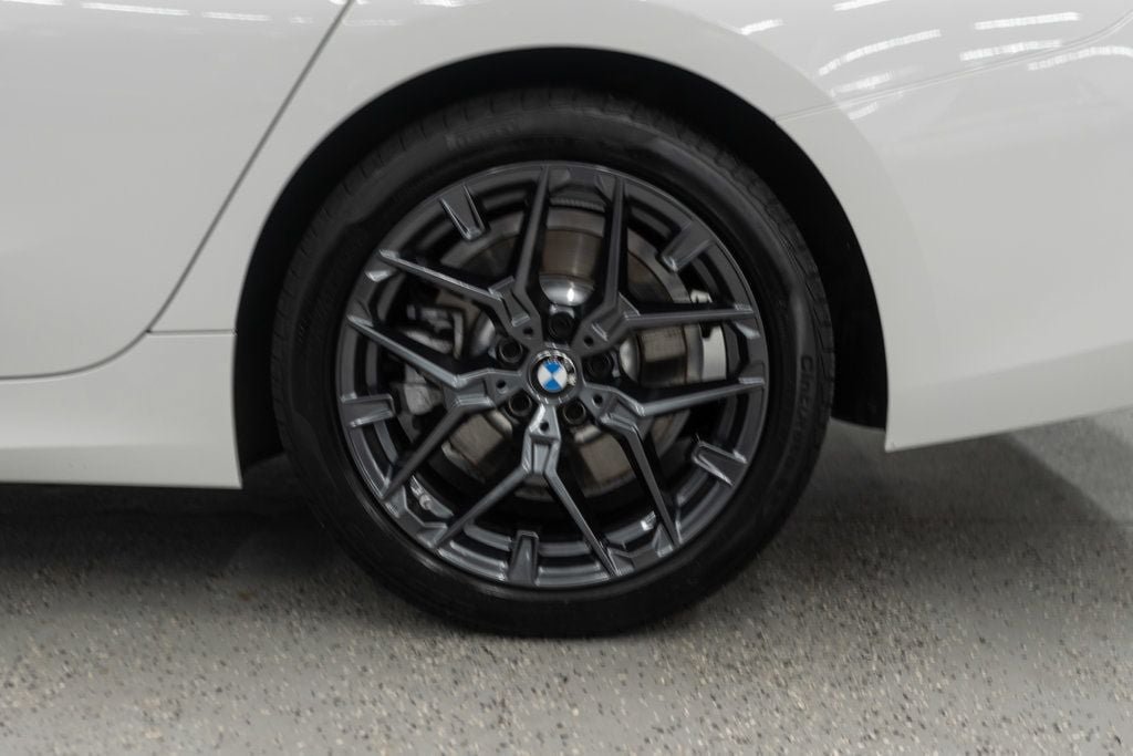 Used 2026 BMW 330i xDrive Sedan AWD/4WD image 35