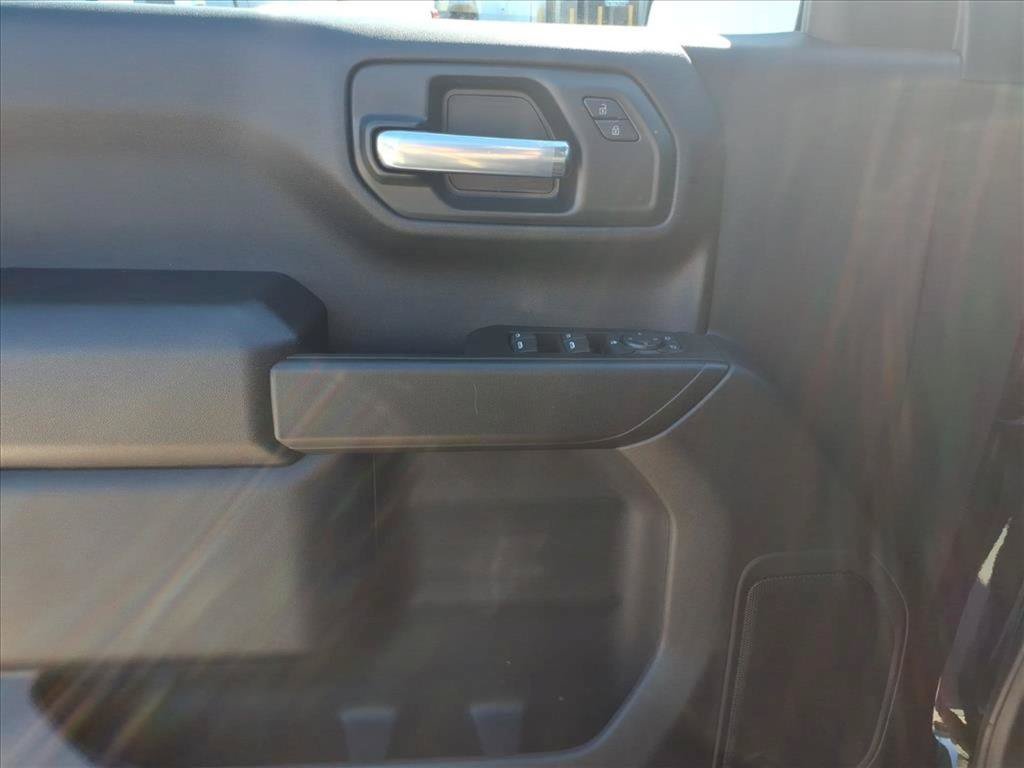New 2026 GMC Sierra 1500 Pro w/ Graphite Edition AWD/4WD image 13