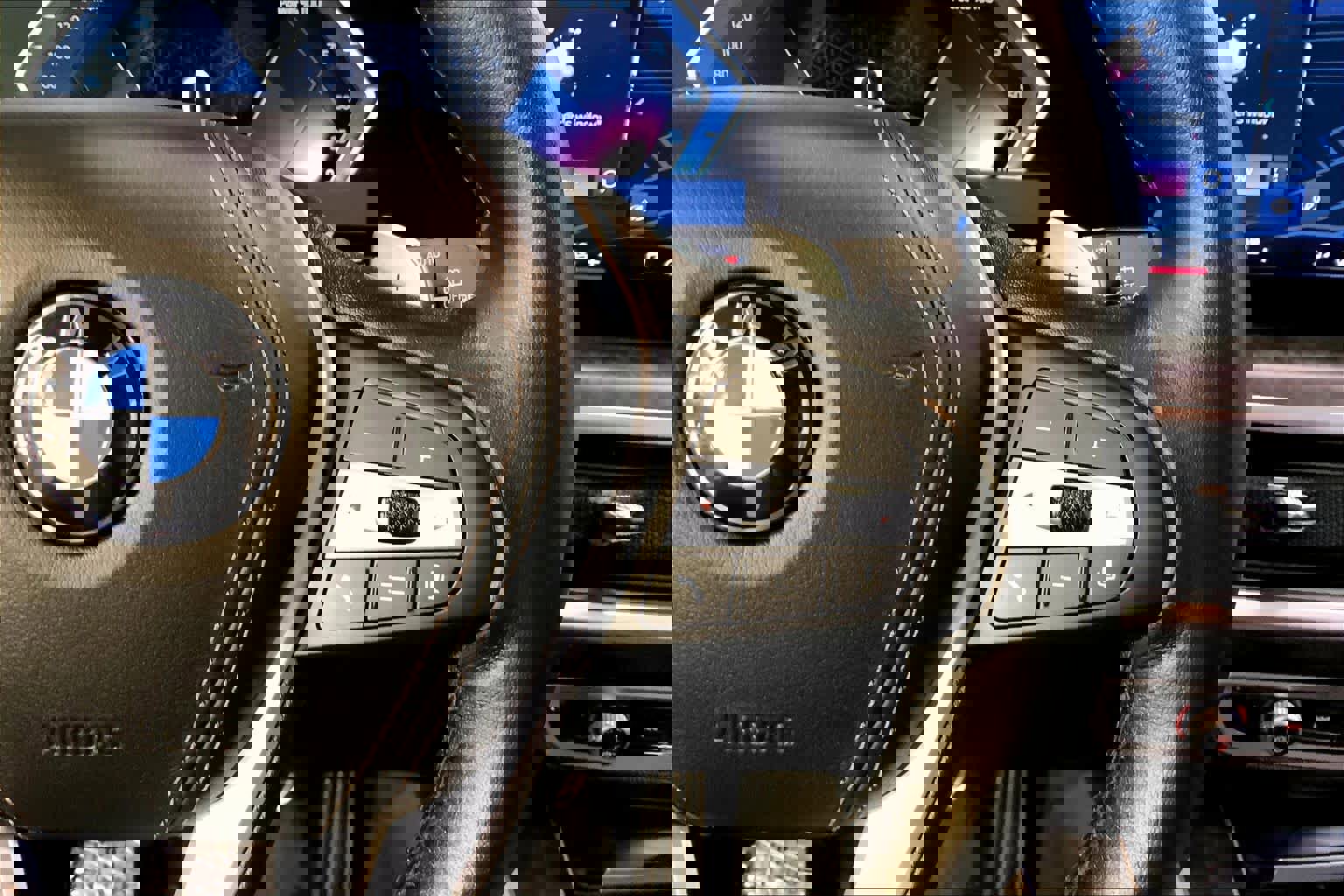 Used 2024 BMW X5 xDrive40i w/ Premium Package image 25