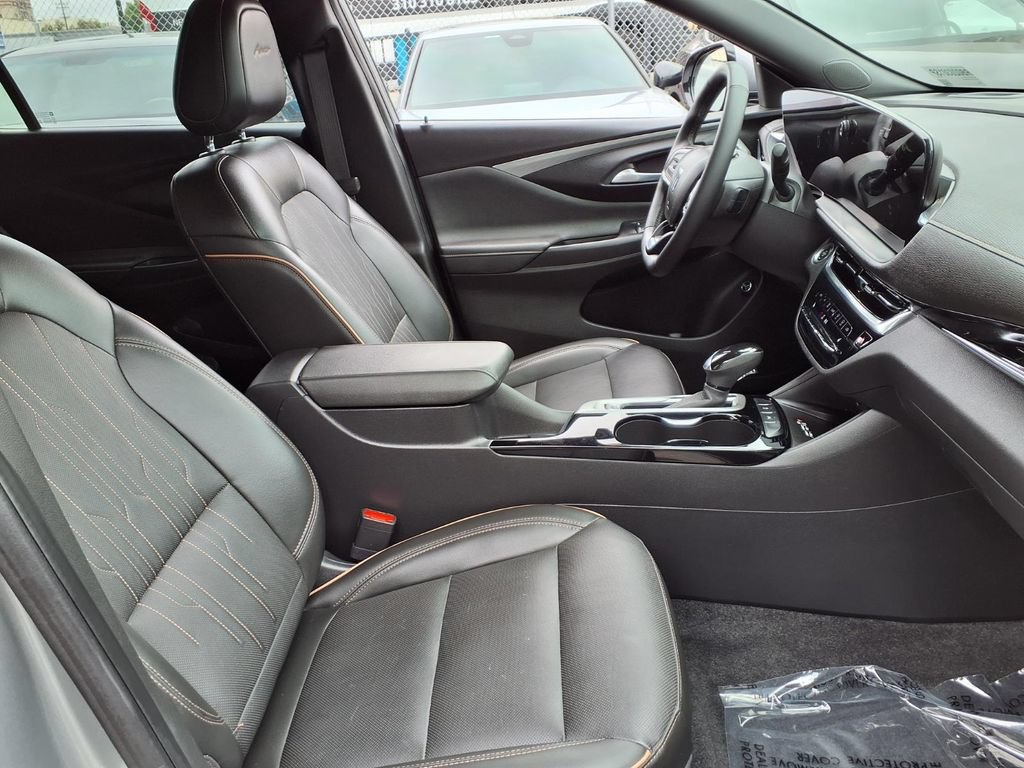 Used 2024 Buick Envista Avenir FWD image 5