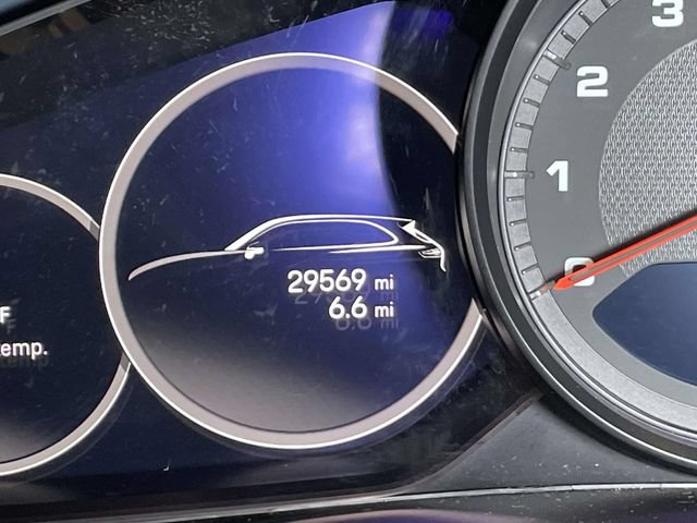 Certified 2022 Porsche Cayenne AWD/4WD image 46