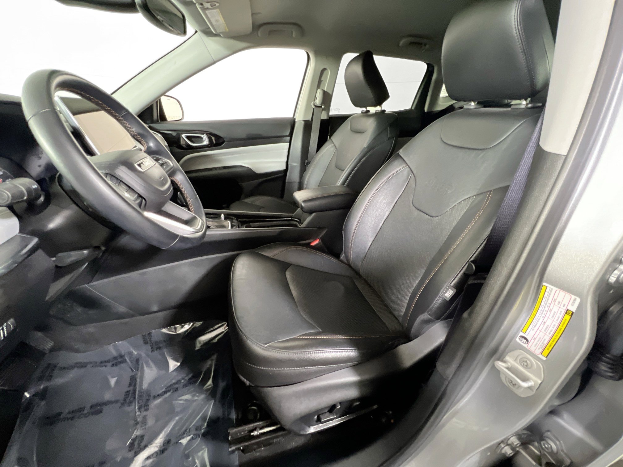 Used 2022 Jeep Compass Limited image 20