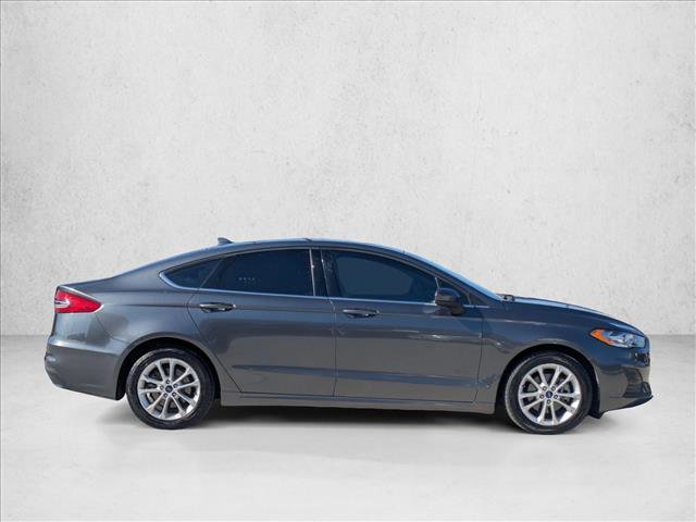 Used 2020 Ford Fusion SE FWD image 4
