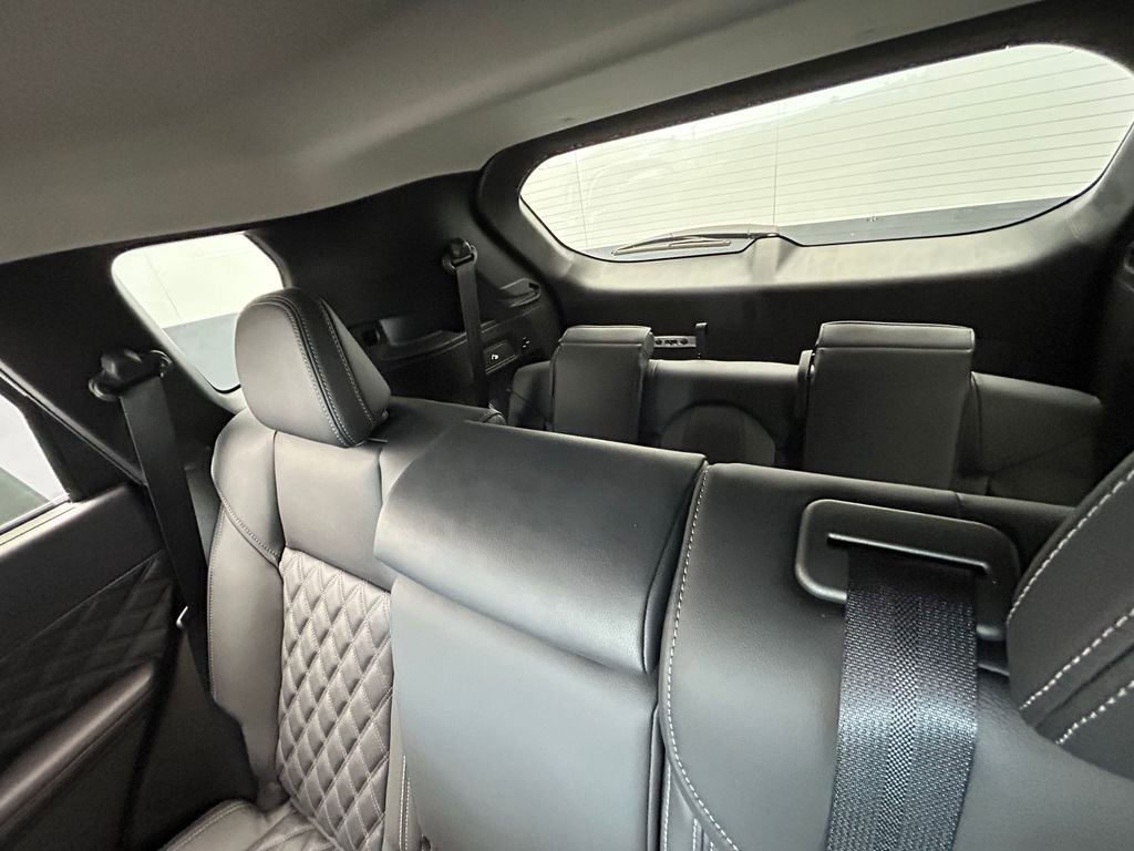 New 2025 Mitsubishi Outlander SEL image 44