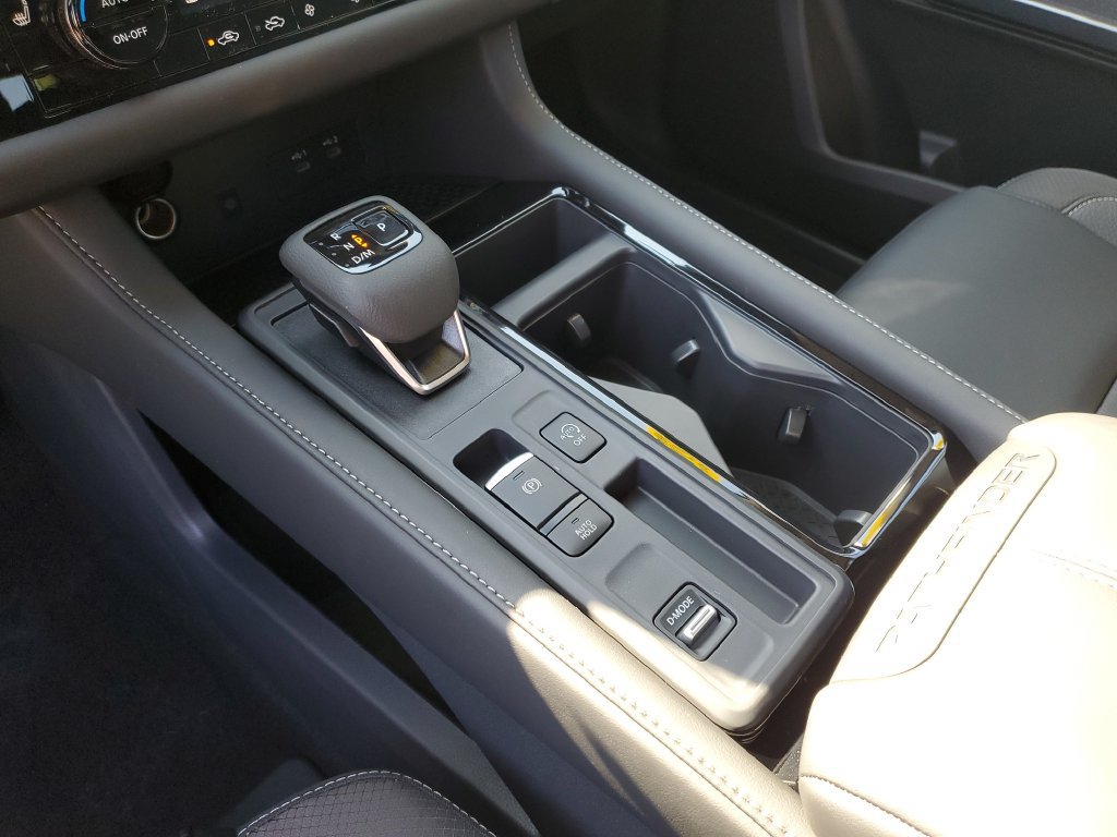New 2026 Nissan Pathfinder SL FWD image 35