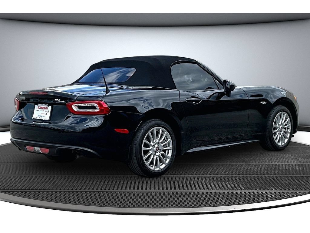 Used 2017 FIAT 124 Spider Classica RWD image 17