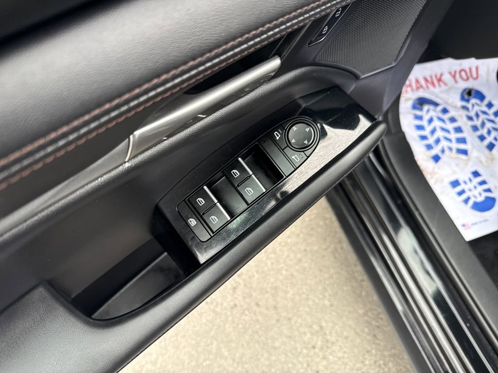 Used 2024 MAZDA MAZDA3 s image 24