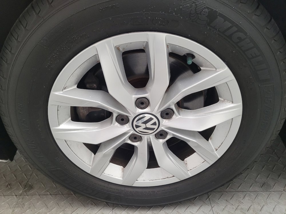 Used 2016 Volkswagen Passat 1.8T S image 31
