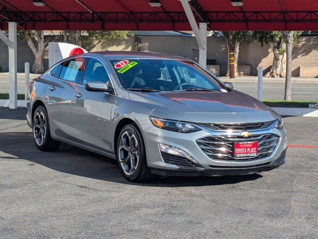 Used 2023 Chevrolet Malibu LT FWD image 3
