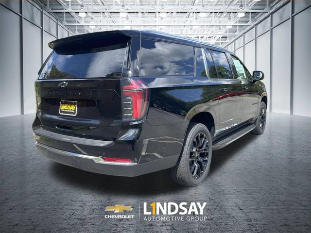 New 2026 Chevrolet Suburban LS AWD/4WD image 8