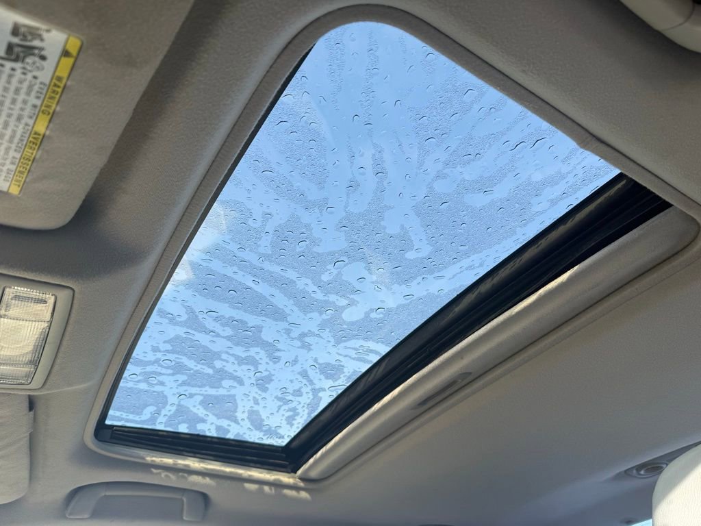 Used 2010 Toyota Camry image 37