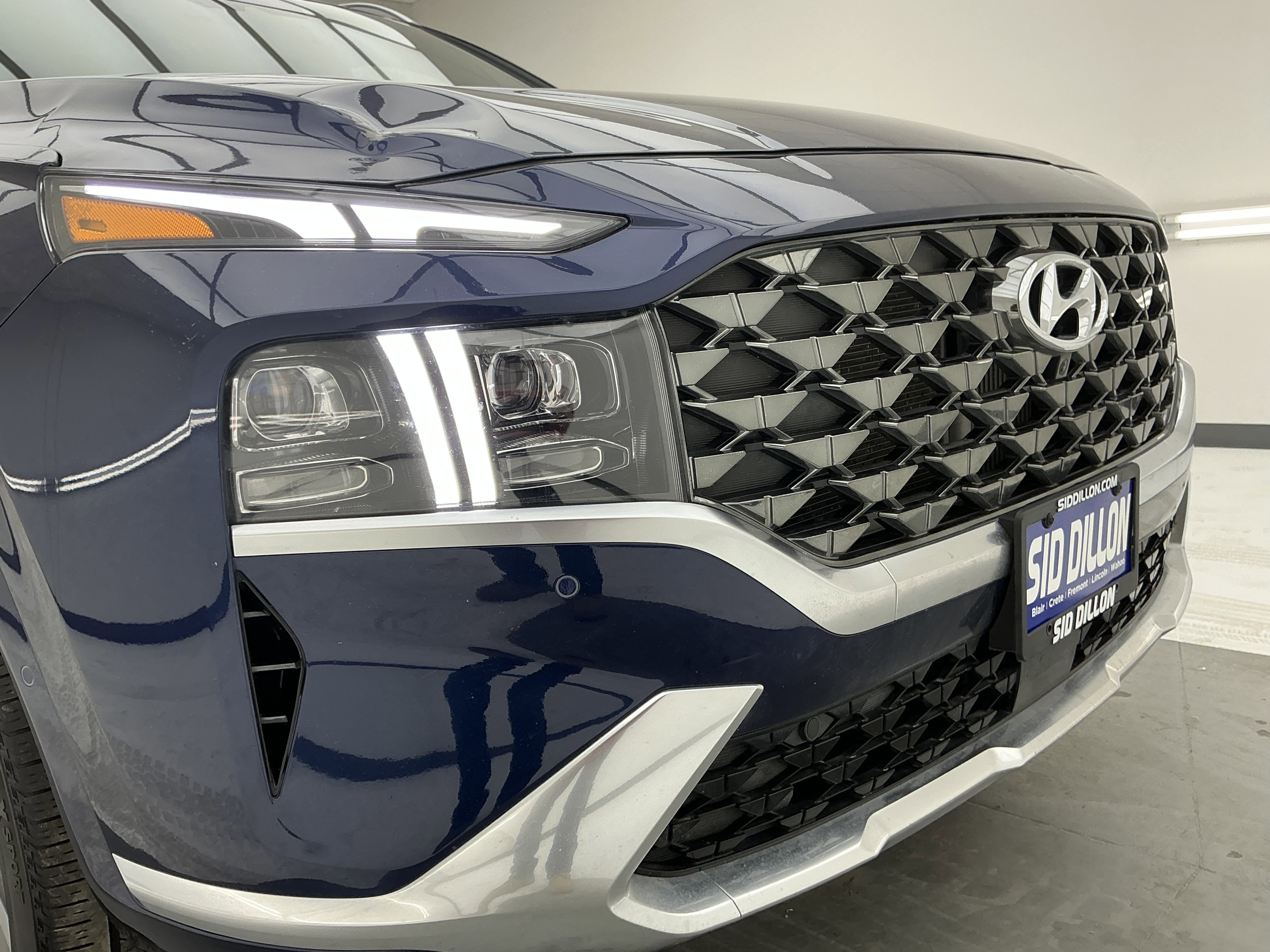 Used 2023 Hyundai Santa Fe Calligraphy w/ Cargo Package image 27