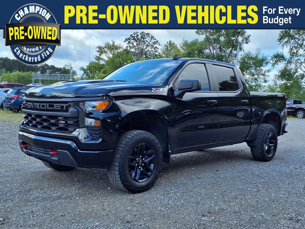 Used 2024 Chevrolet Silverado 1500 Custom Trail Boss AWD/4WD image 1