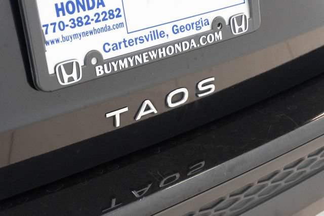 Used 2024 Volkswagen Taos SE FWD image 10