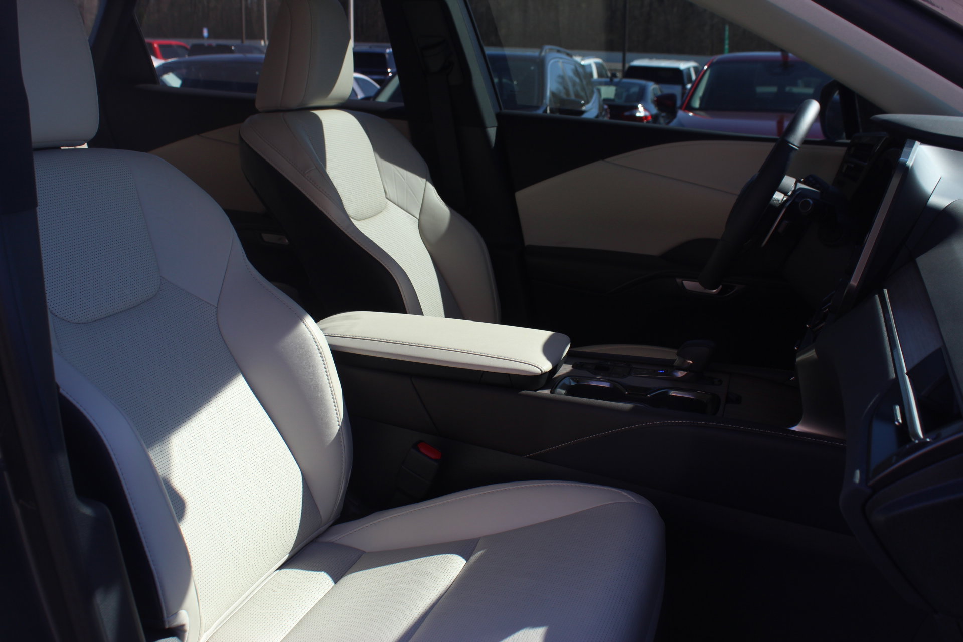 Used 2024 Lexus RX 350 Premium Plus w/ Convenience Package image 23