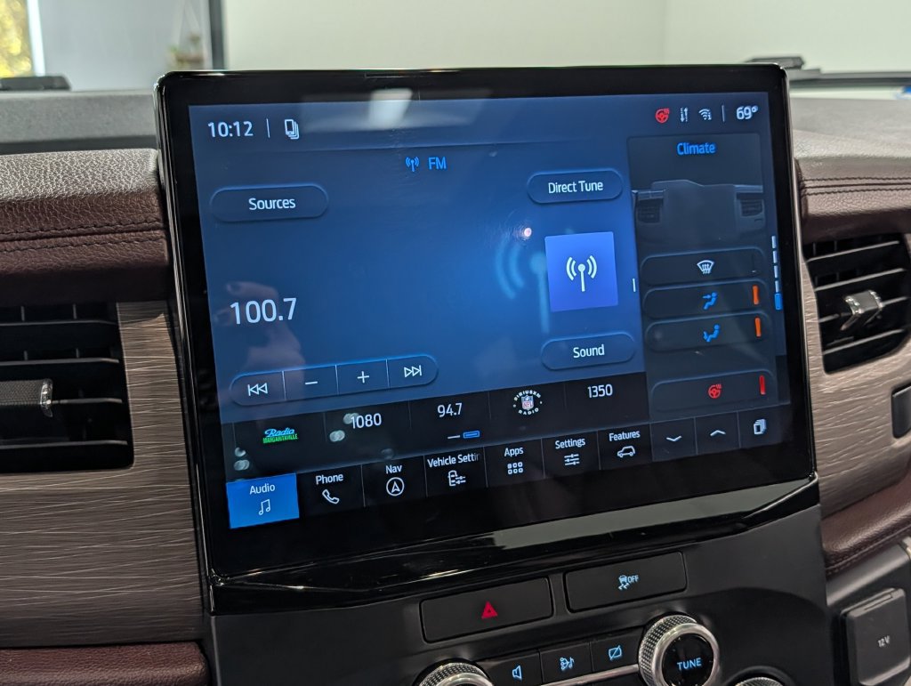 Used 2022 Ford Expedition Limited AWD/4WD image 13