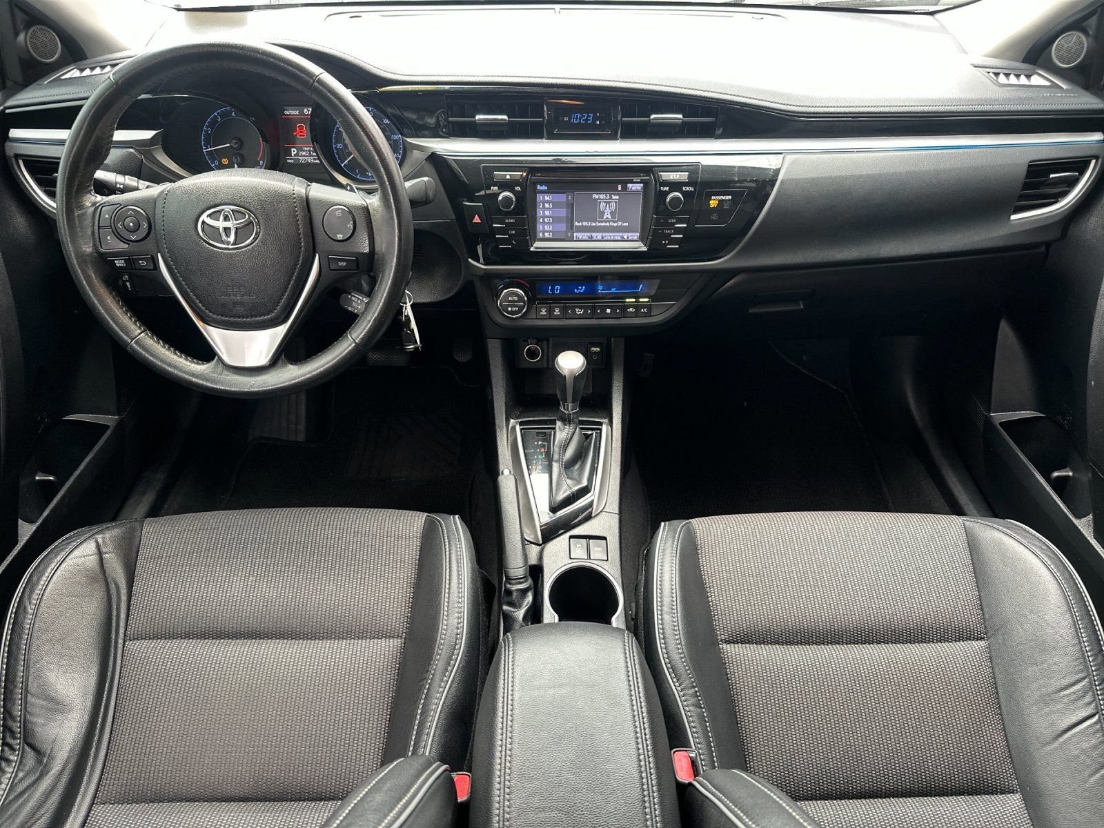 Used 2015 Toyota Corolla S image 12