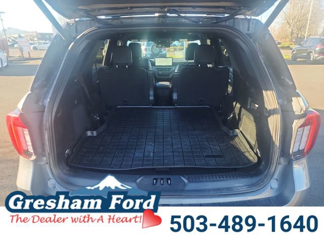 Used 2025 Ford Explorer ST image 24