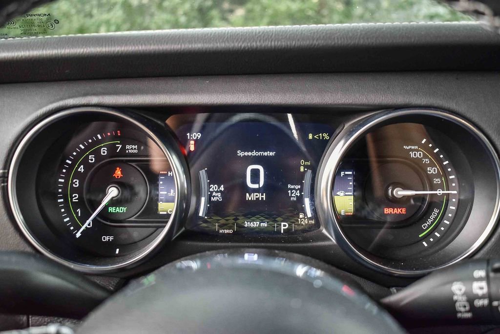 Used 2022 Jeep Wrangler Unlimited Sahara 4xe image 20