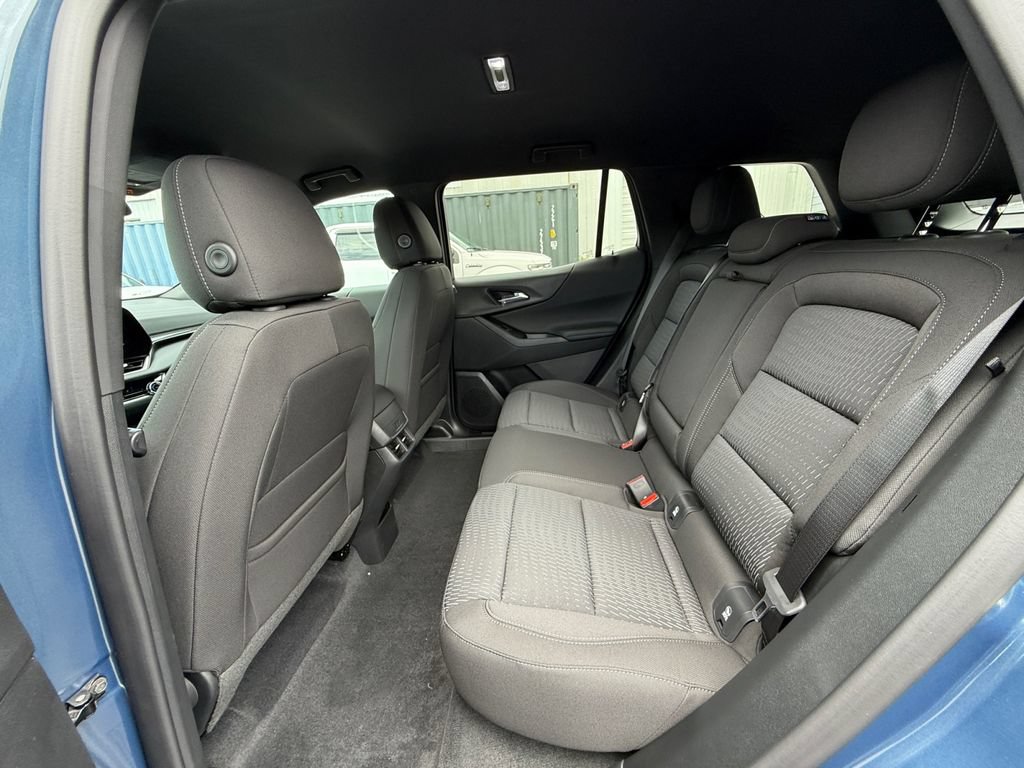 New 2027 Chevrolet Equinox LT FWD image 23