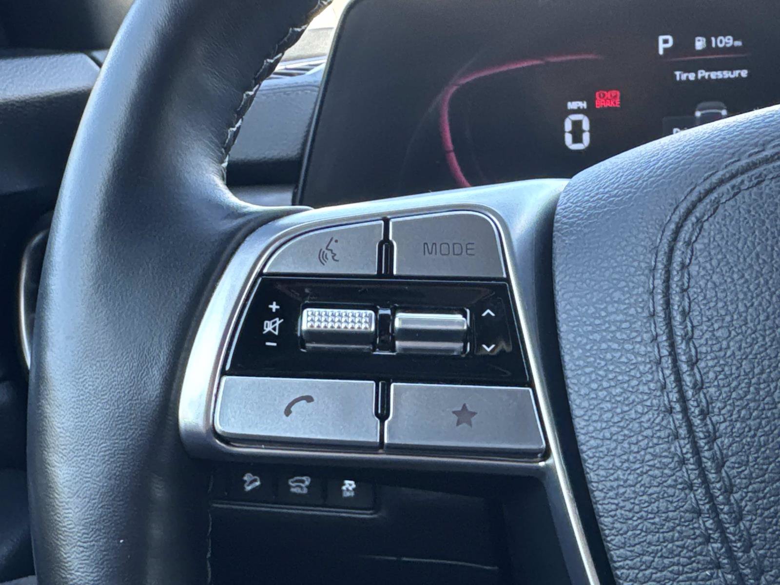 Used 2025 Kia Telluride EX X-Line AWD/4WD image 19