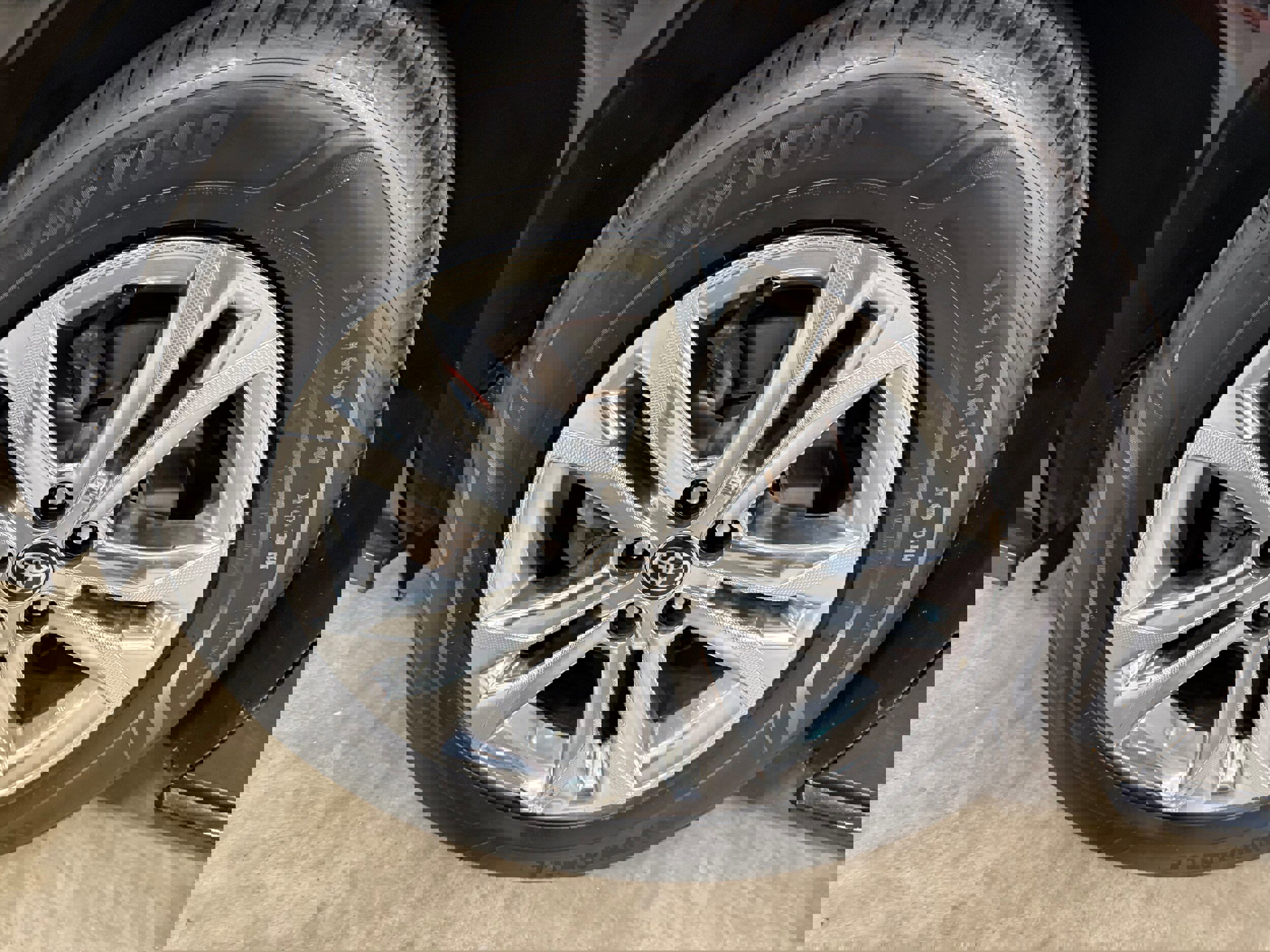 Used 2022 Toyota Sienna XSE w/ XSE Plus Package image 34