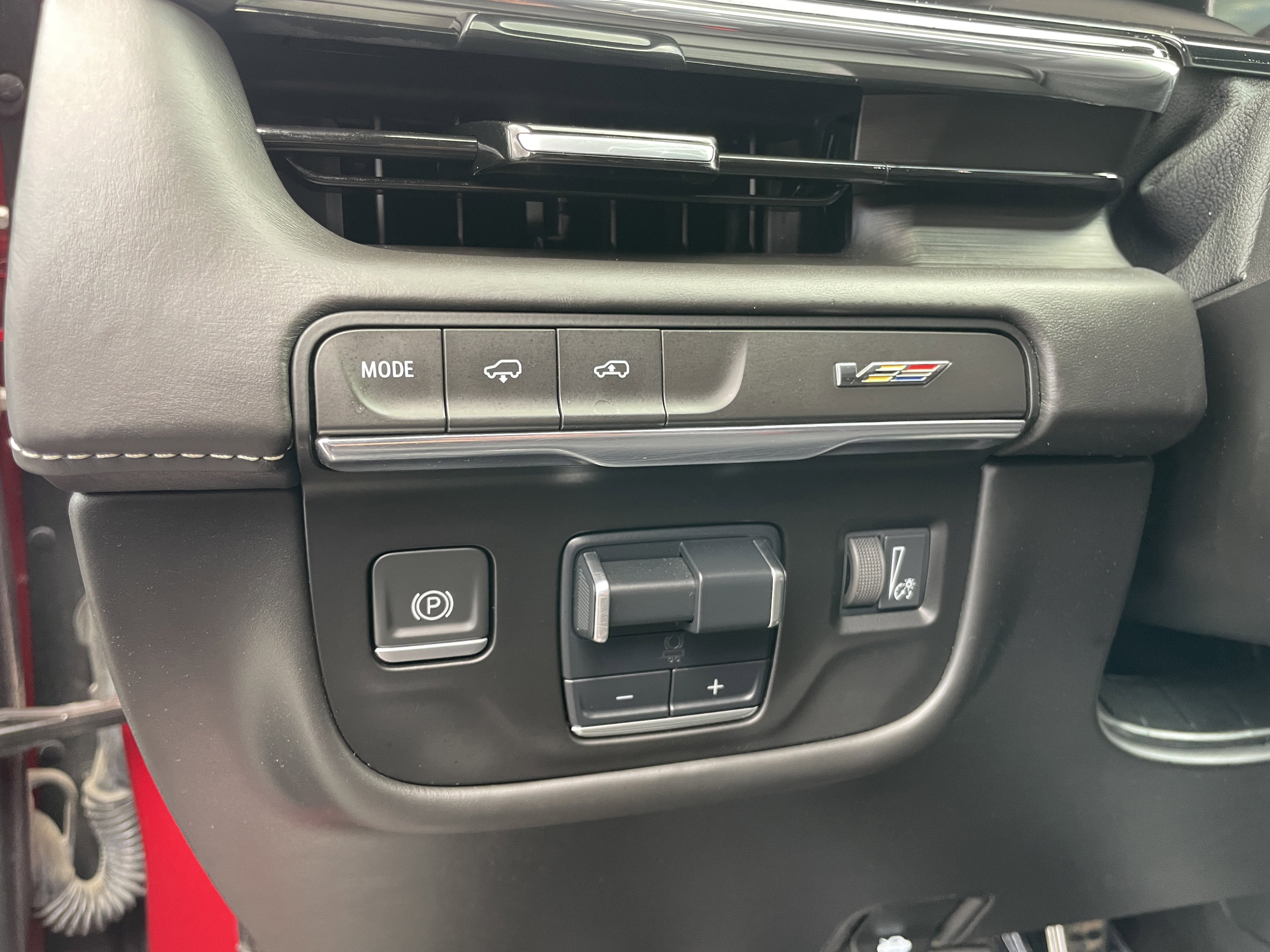 Used 2023 Cadillac Escalade V image 19