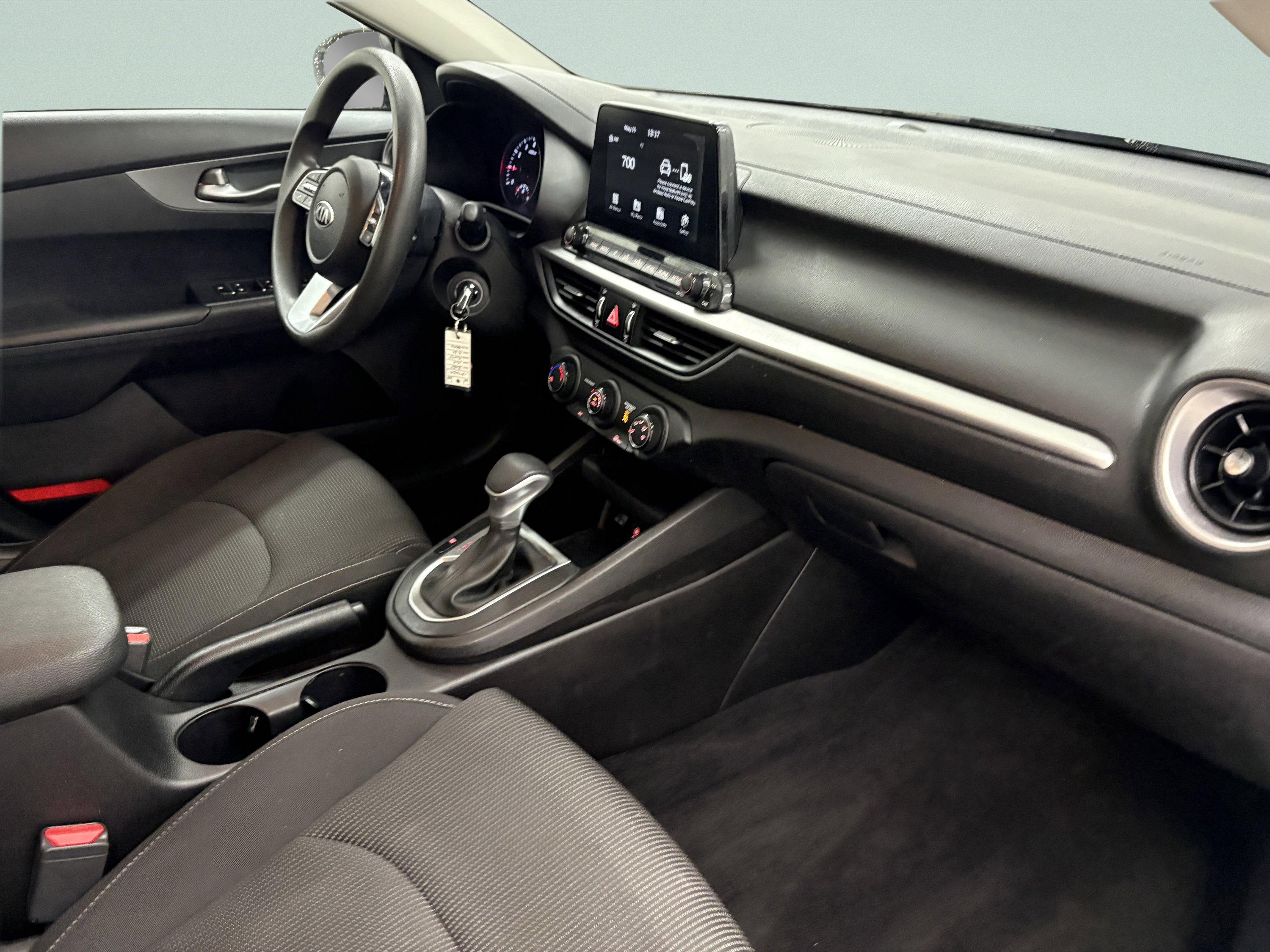 Used 2020 Kia Forte LXS FWD image 19