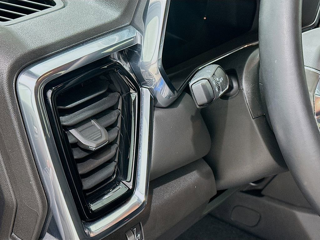 Used 2025 GMC Canyon Elevation w/ Convenience Package AWD/4WD image 10